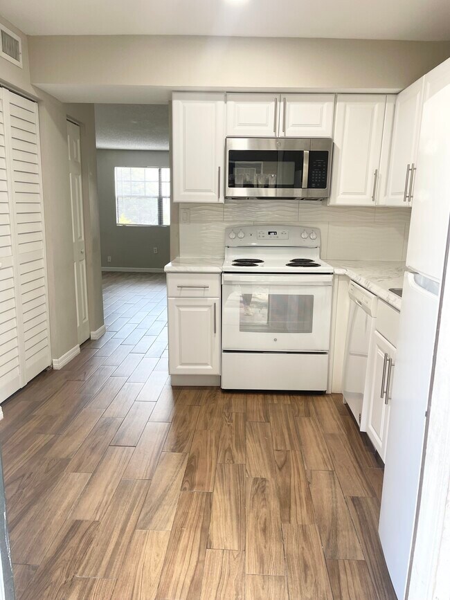 Building Photo - 12406 Orange Blossom Oak Pl