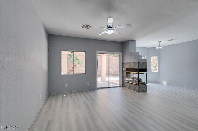 Foto del edificio - 803 Binbrook Dr