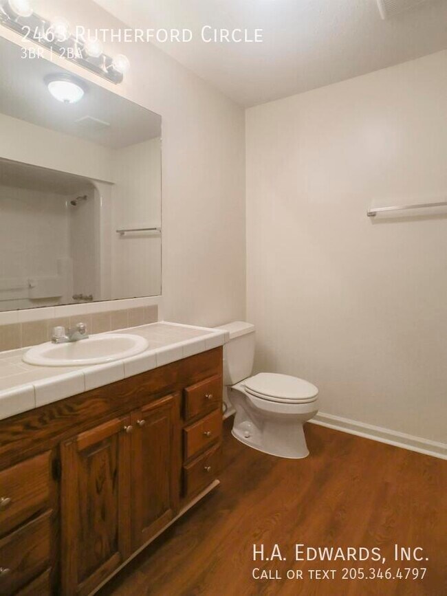 Building Photo - 2463 Rutherford Cir