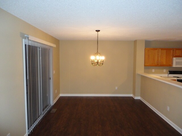 Foto del edificio - 505 Westminster Dr