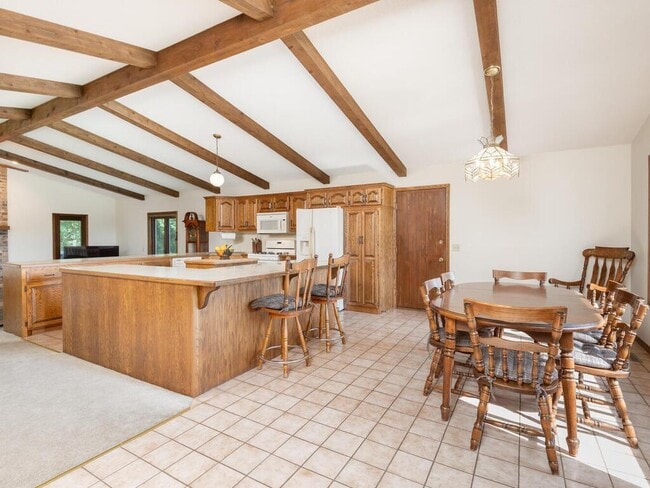 Building Photo - 1760 Mt Hope Rd