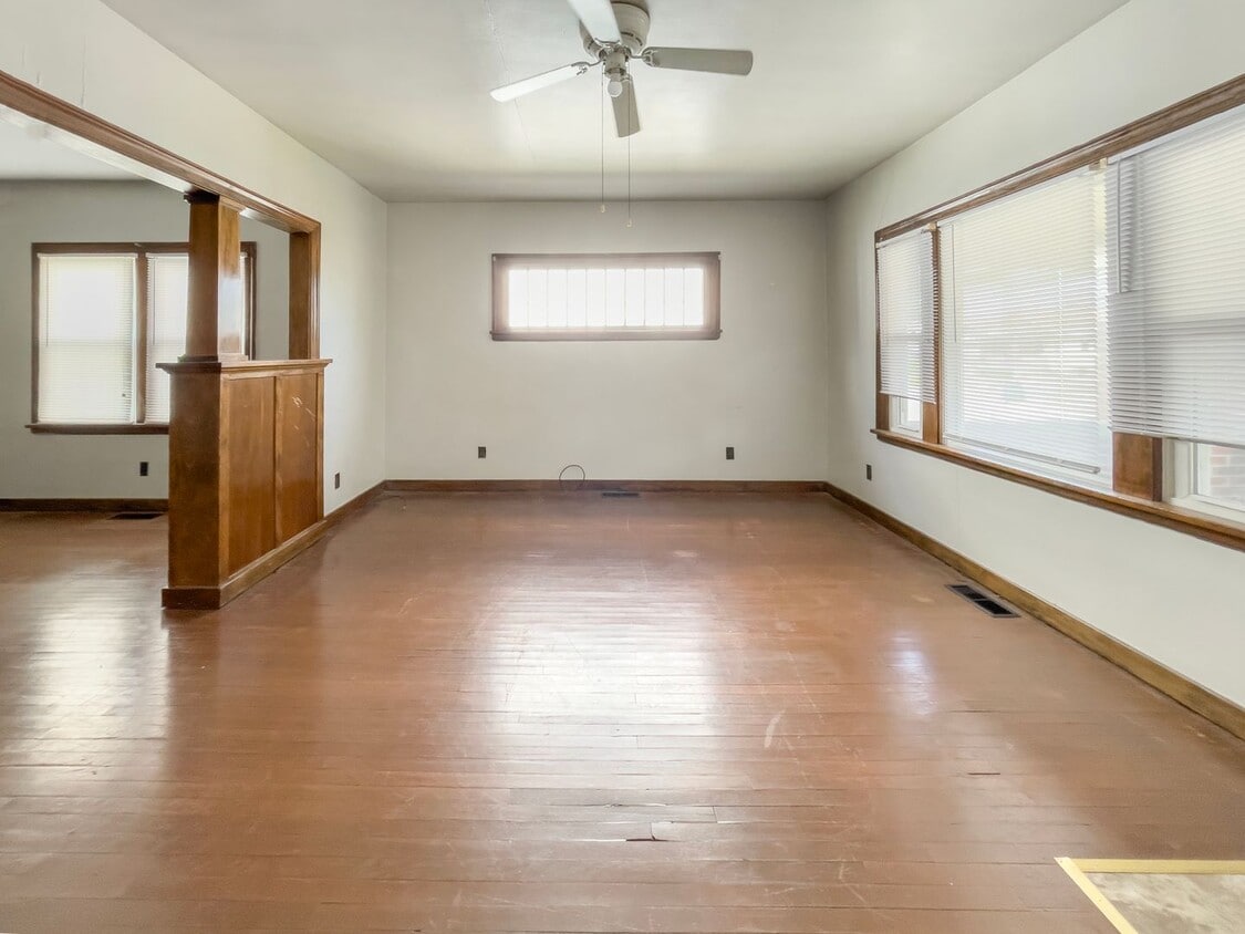 Primary Photo - PRELEASING for AUGUST! Close to Campus: In...