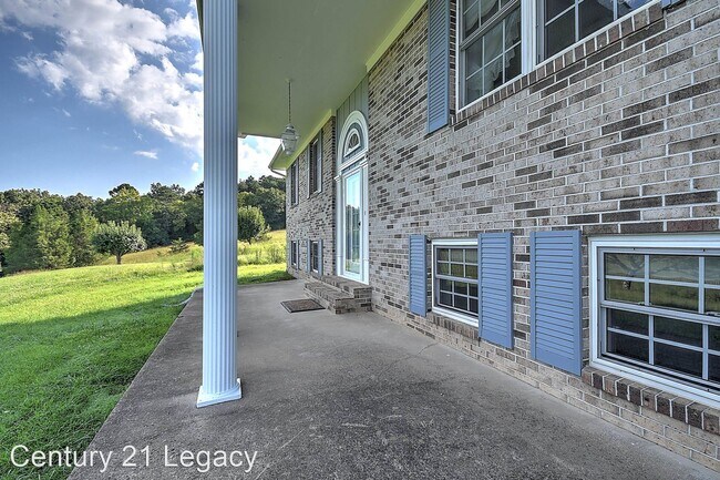 Foto del edificio - 3 br, 2 bath House - 1530 Iron Bridge Rd