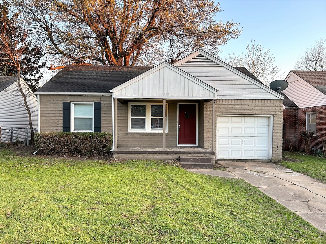 2540 E 1st St, Tulsa, OK 74104 - House Rental in Tulsa, OK | Apartments.com