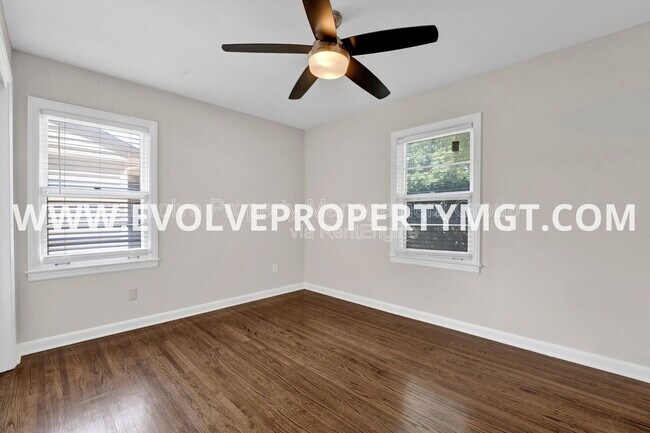 Building Photo - 1257 Whitewater Rd