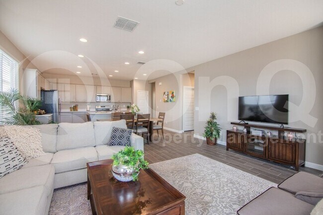 Foto del edificio - 7819 S 44th Ln