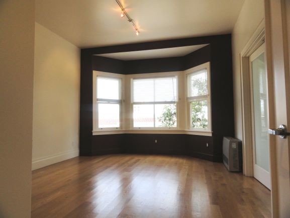 Building Photo - 1476 Valencia St