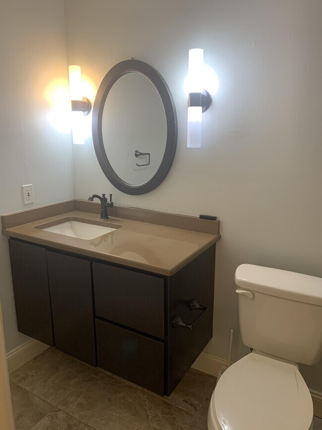 290 Paradise Blvd, Indialantic, FL 32903 Townhome Rentals in