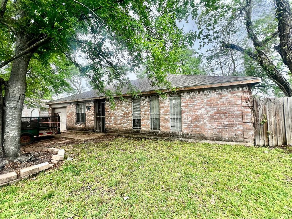 Foto principal - 9630 Arvin St