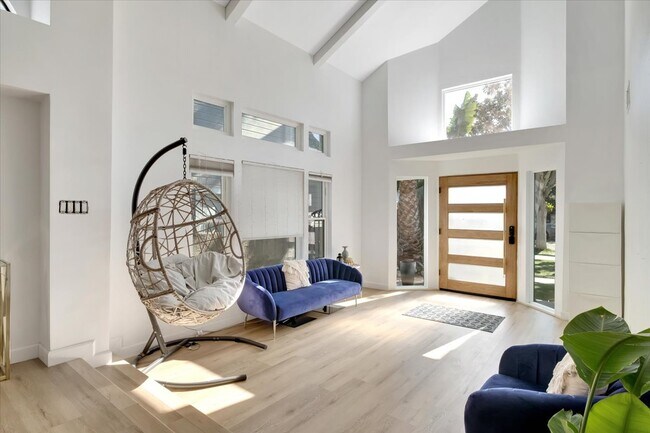 Foto del edificio - 7939 W 80th St
