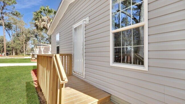 Foto del edificio - 3/2 Brooksville Available Now !