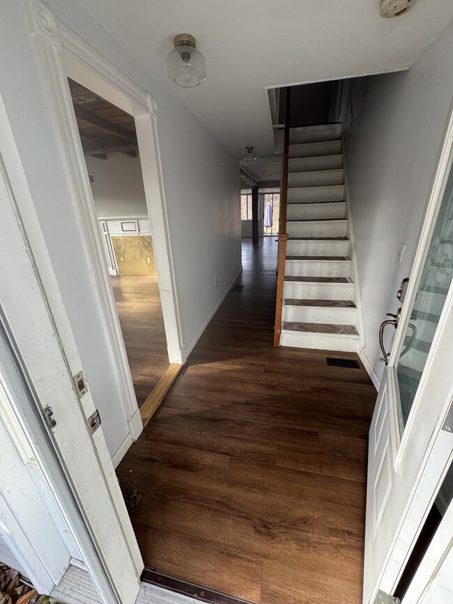 Photo - 35 N Main St Apartment