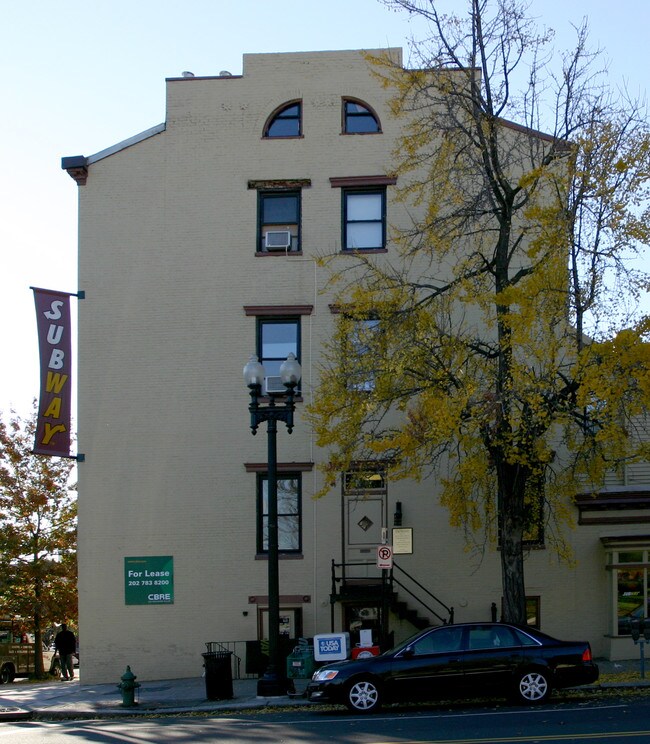 Alternate Building View - 400 5th St NW