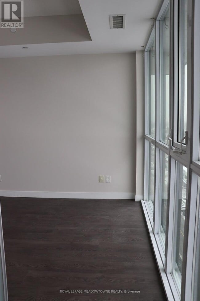 Building Photo - 2055 Danforth Ave