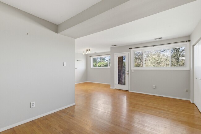 Foto del edificio - 521 Epsom Rd