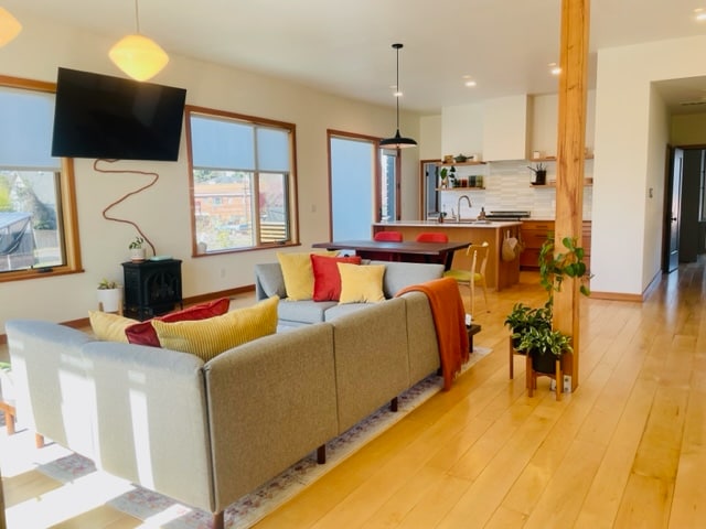 Photo - 231 NE Hancock St Apartment