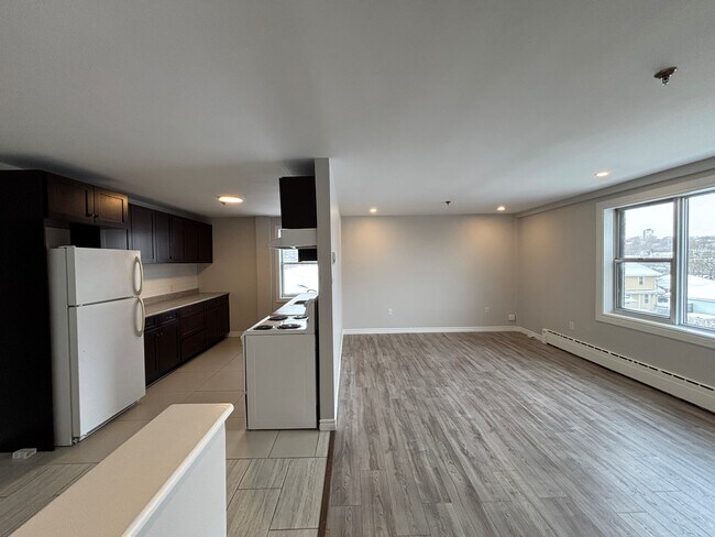 Photo du bâtiment - 49 Melrose Ave