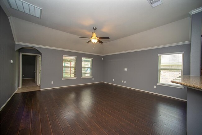 Building Photo - 1701 Chestnut Glen Ct