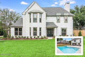 Building Photo - 206 Country Club Dr