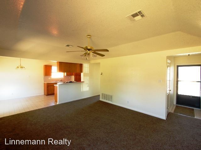 Building Photo - 3 br, 2 bath House - 2013 Fleetwood Drive