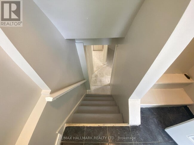 Photo du bâtiment - 155 Drayton Ave