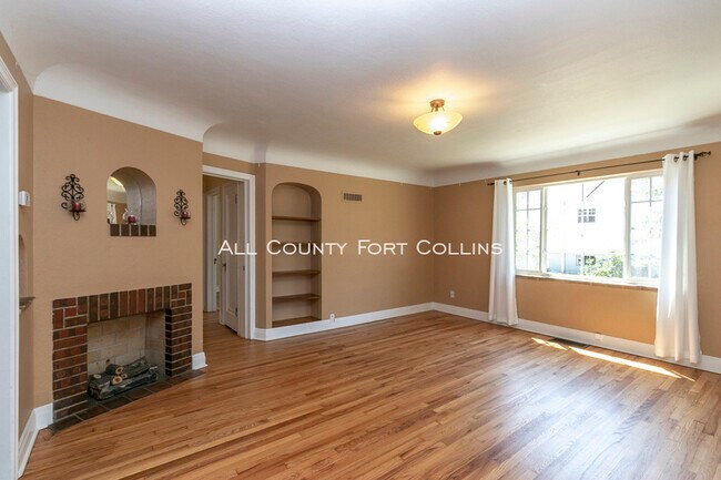 Foto del edificio - Upscale Glenmere Park Bungalow