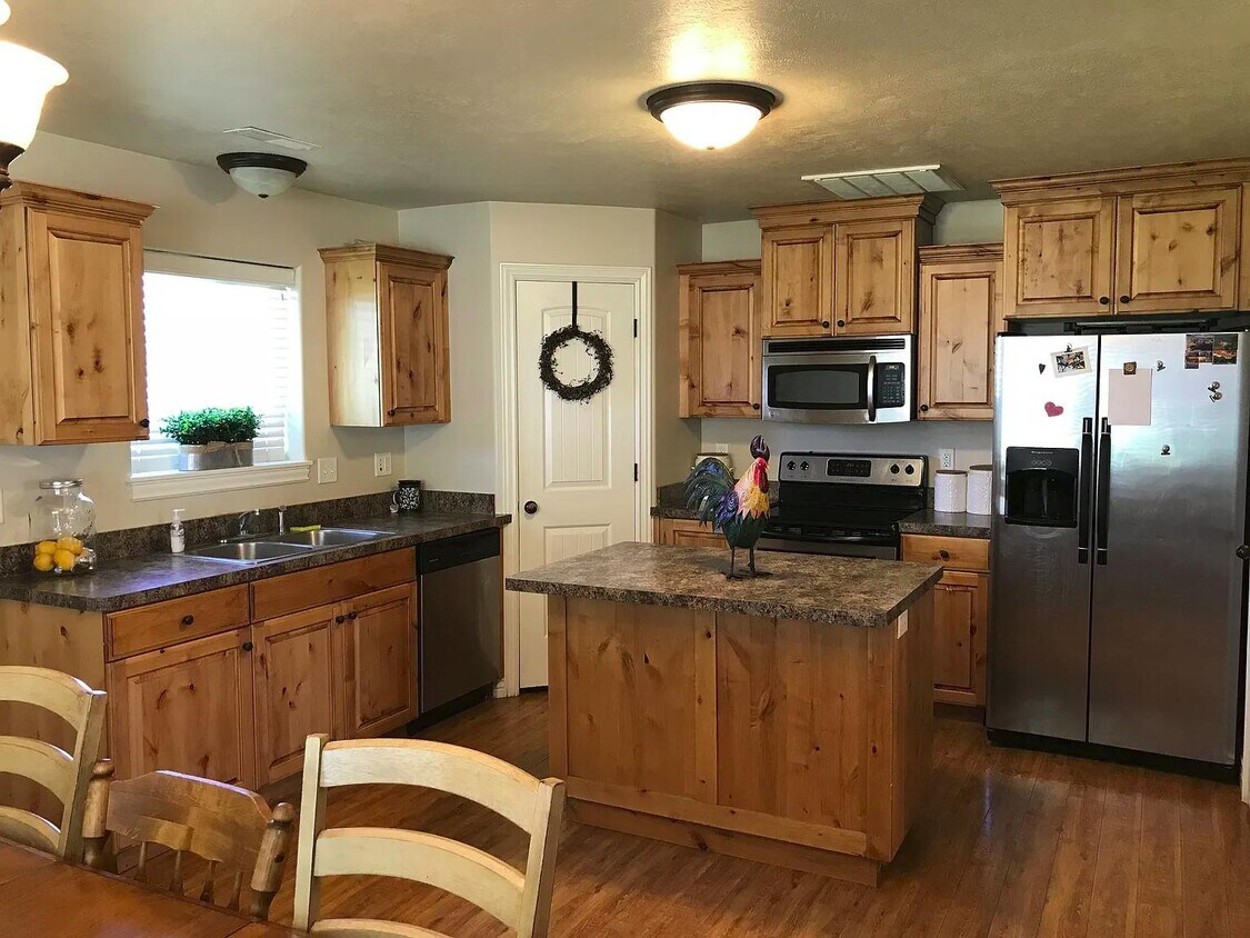 Foto principal - 521 Countryside Ave