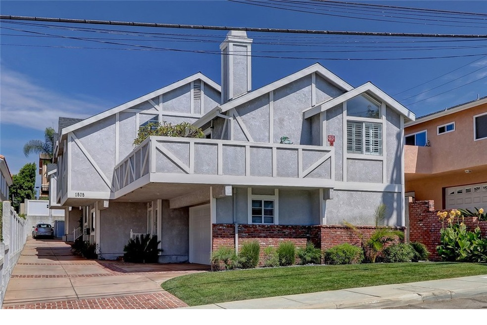 Primary Photo - Bright & Spacious Redondo Beach Townhome –...