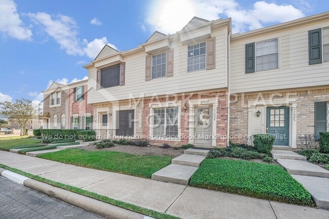 Photo - 2910 Grants Lake Blvd Townhome