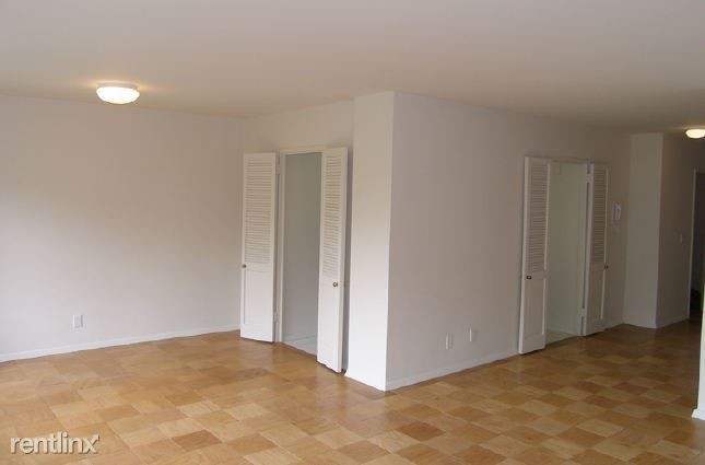 Primary Photo - 600 W 246th St