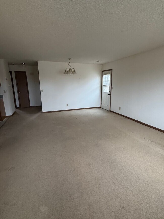 Foto del edificio - 1312-14 Hickam Dr