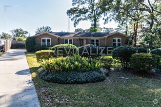 Building Photo - 3080 Cedarview Ct