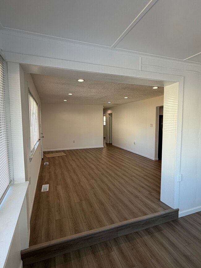 Building Photo - 203 Ellerbe Dr