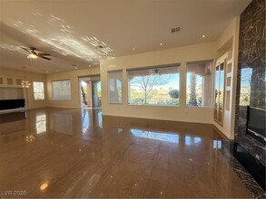 Building Photo - 10284 Sofferto Ave