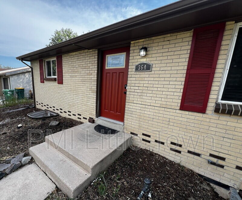 Foto principal - 364 S Salem St