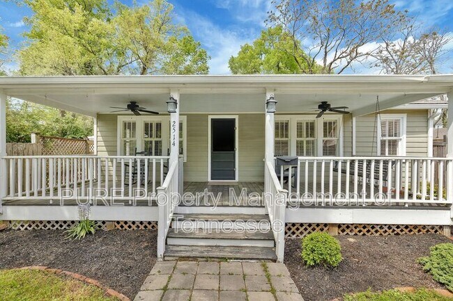 Building Photo - 2514 Ashwood Ave