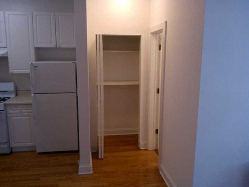 Building Photo - 3955 N Lamon Ave