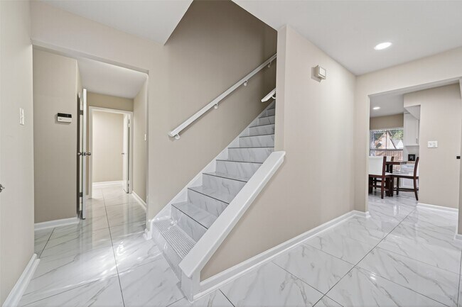 Building Photo - 23418 Briarcreek Blvd