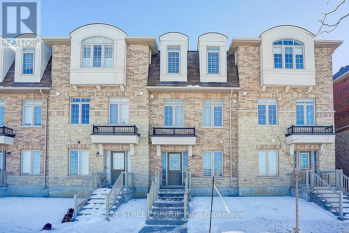 Photo principale - 10981 Woodbine Ave