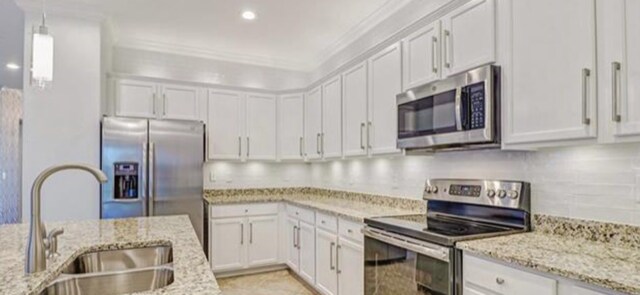 Foto del edificio - 9170 Woodhurst Dr