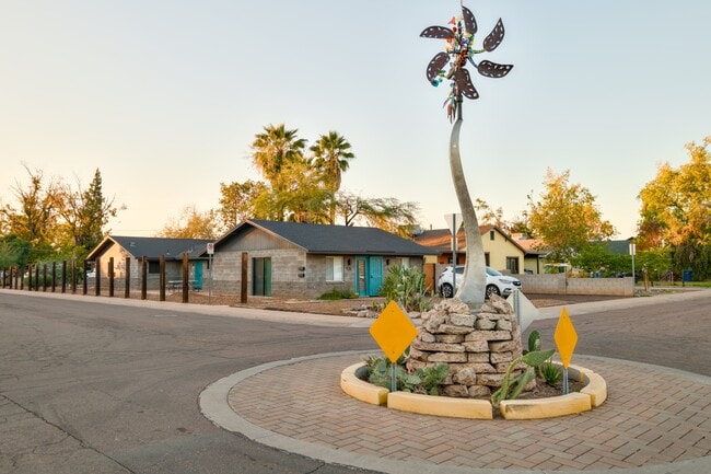 Photo - Wilson Place 102 House