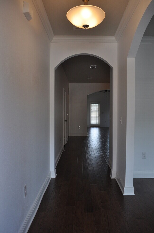 Foto del edificio - 493 Cocobolo Dr