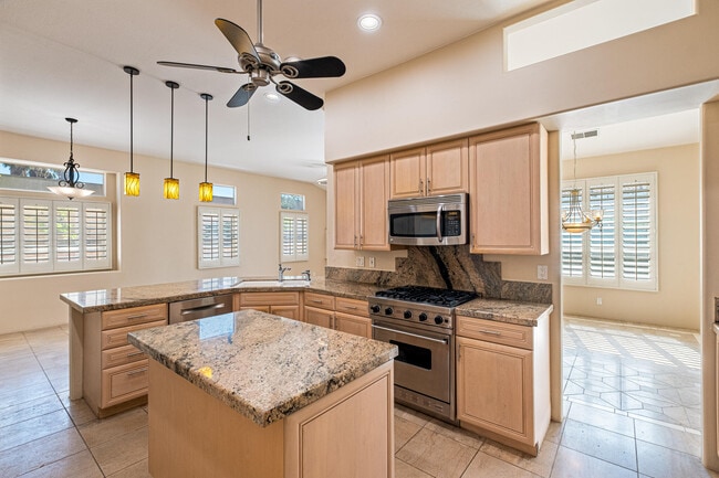 Building Photo - 44965 Malia Cir