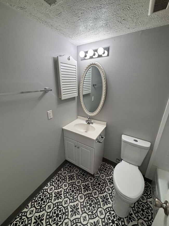 Interior Photo - Juniper Gardens