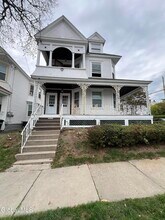 Building Photo - 737 Mason St