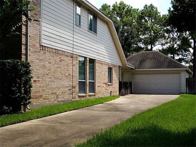 Building Photo - 10802 Silverado Trace Dr