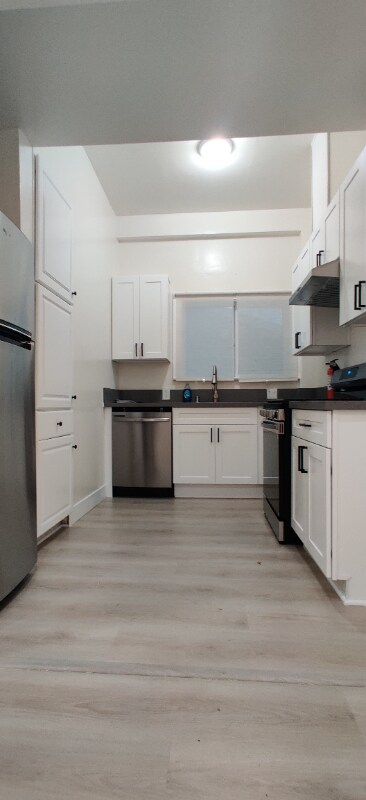 Primary Photo - 1331 S Park Ave