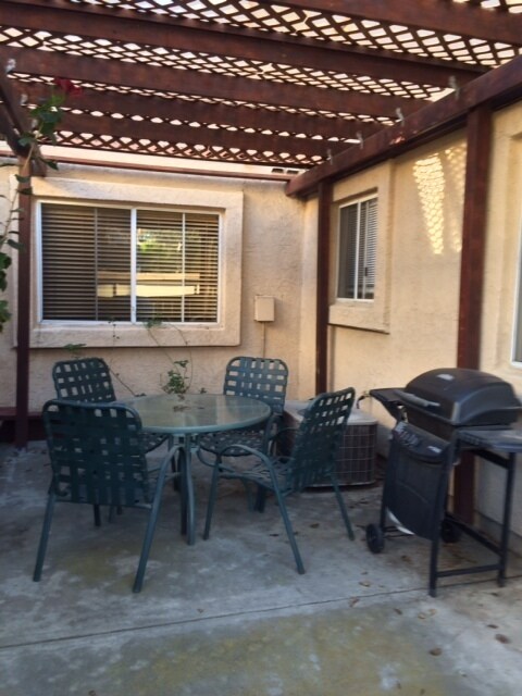 Primary Photo - 3BD 2BA Condo located in the Falls of Ranc...