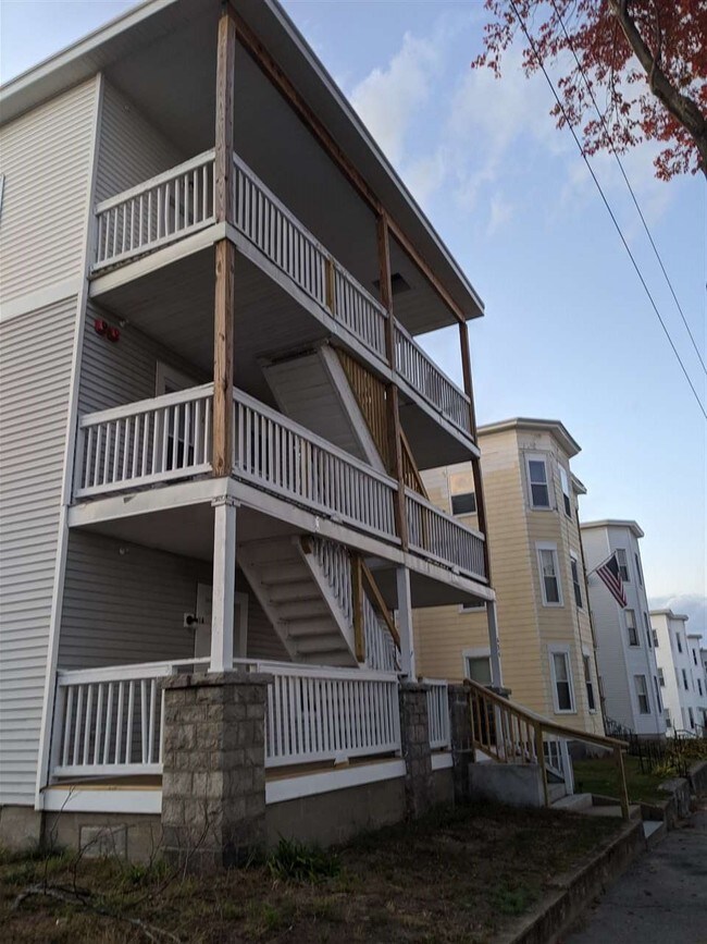 Foto del edificio - 624 Rimmon St