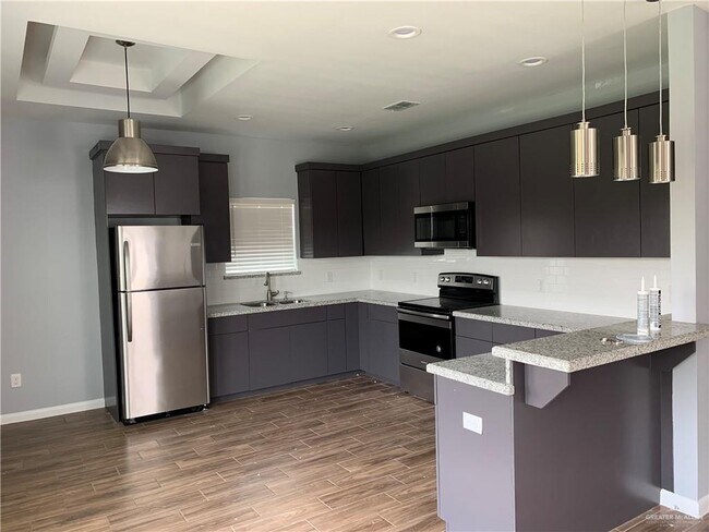 Foto del edificio - 909 W Smith Dr